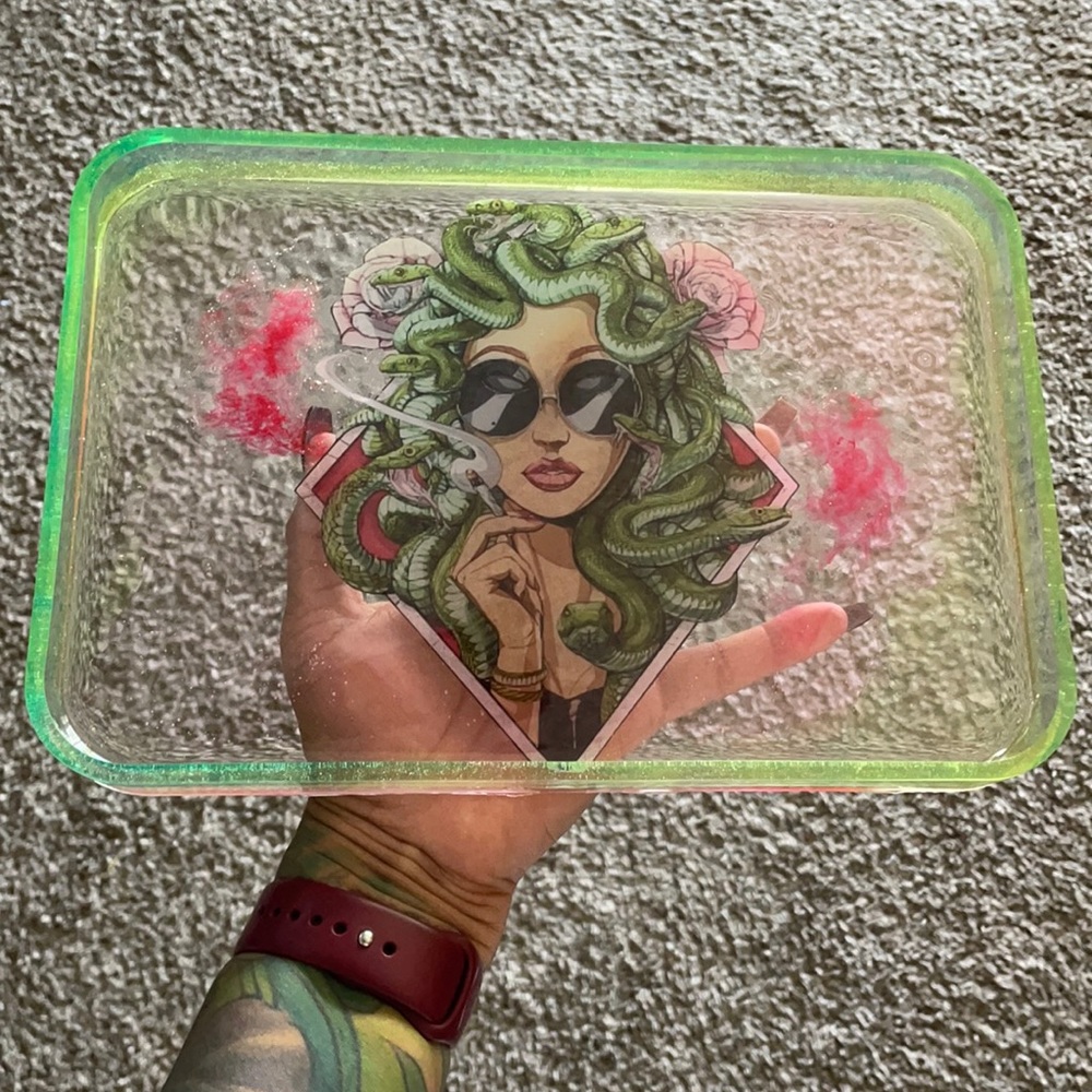 Medusa Rolling Tray